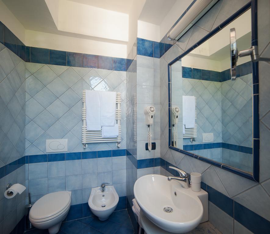 Hotel Villa Hermosa Ischia Kültér fotó